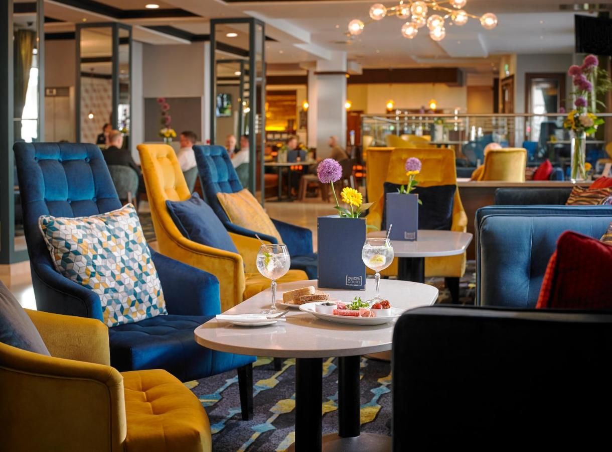 Отель Camden Court Hotel Дублин-15