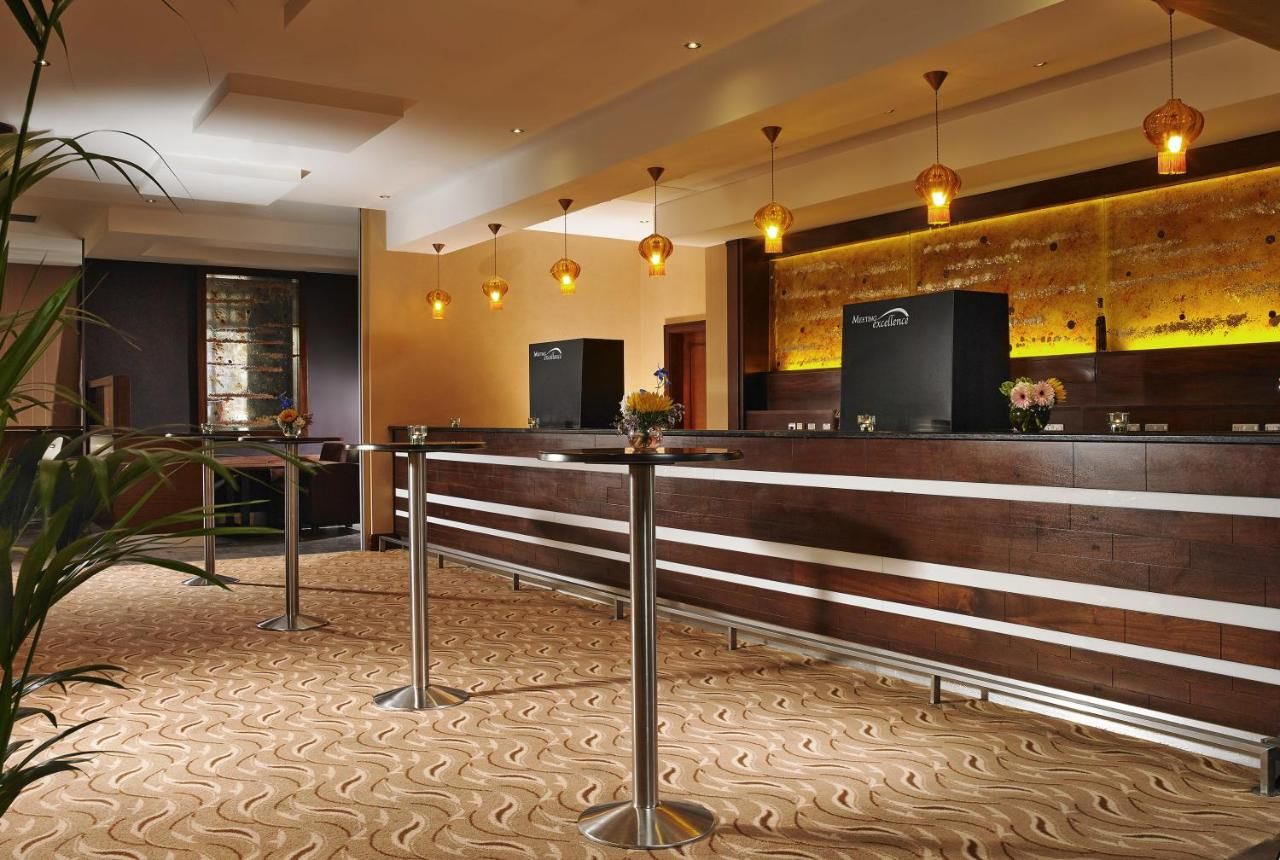 Отель Camden Court Hotel Дублин-28