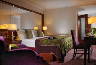 Отель Camden Court Hotel Дублин-5